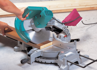 Электропила торцовочная MAKITA LS 1221 в кор. купить в Минске. - №1