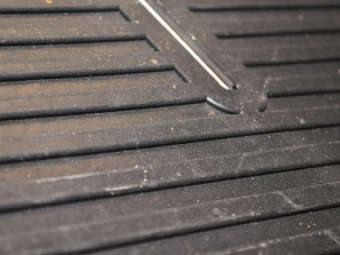 80-6702332 Уплотнитель МТЗ левый (коврик), (У) - №1