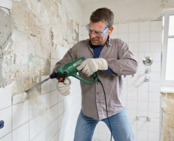 Перфоратор BOSCH PBH 2100 RE в чем. + набор оснастки купить в Минске. - №3
